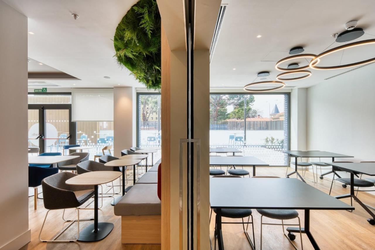 Holiday Inn Express - Madrid - Airport By Ihg Екстер'єр фото
